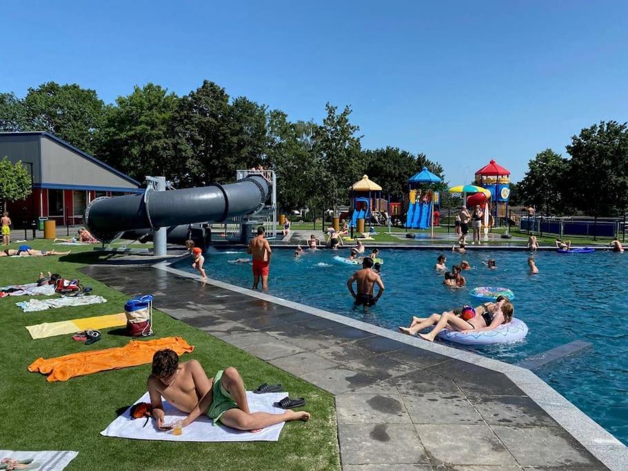 Vakantiehuis Met Vijverzicht Lathum Buitenkant foto