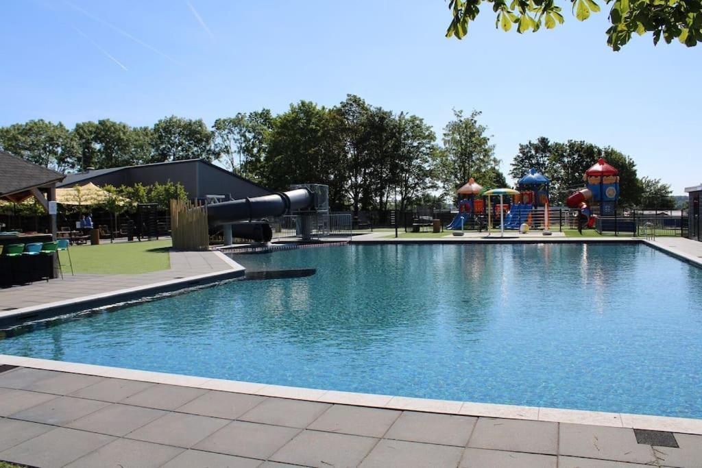 Vakantiehuis Met Vijverzicht Lathum Buitenkant foto