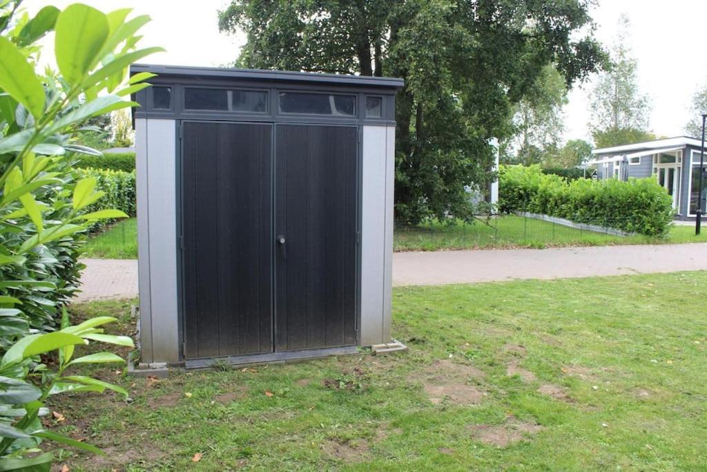 Vakantiehuis Met Vijverzicht Lathum Buitenkant foto