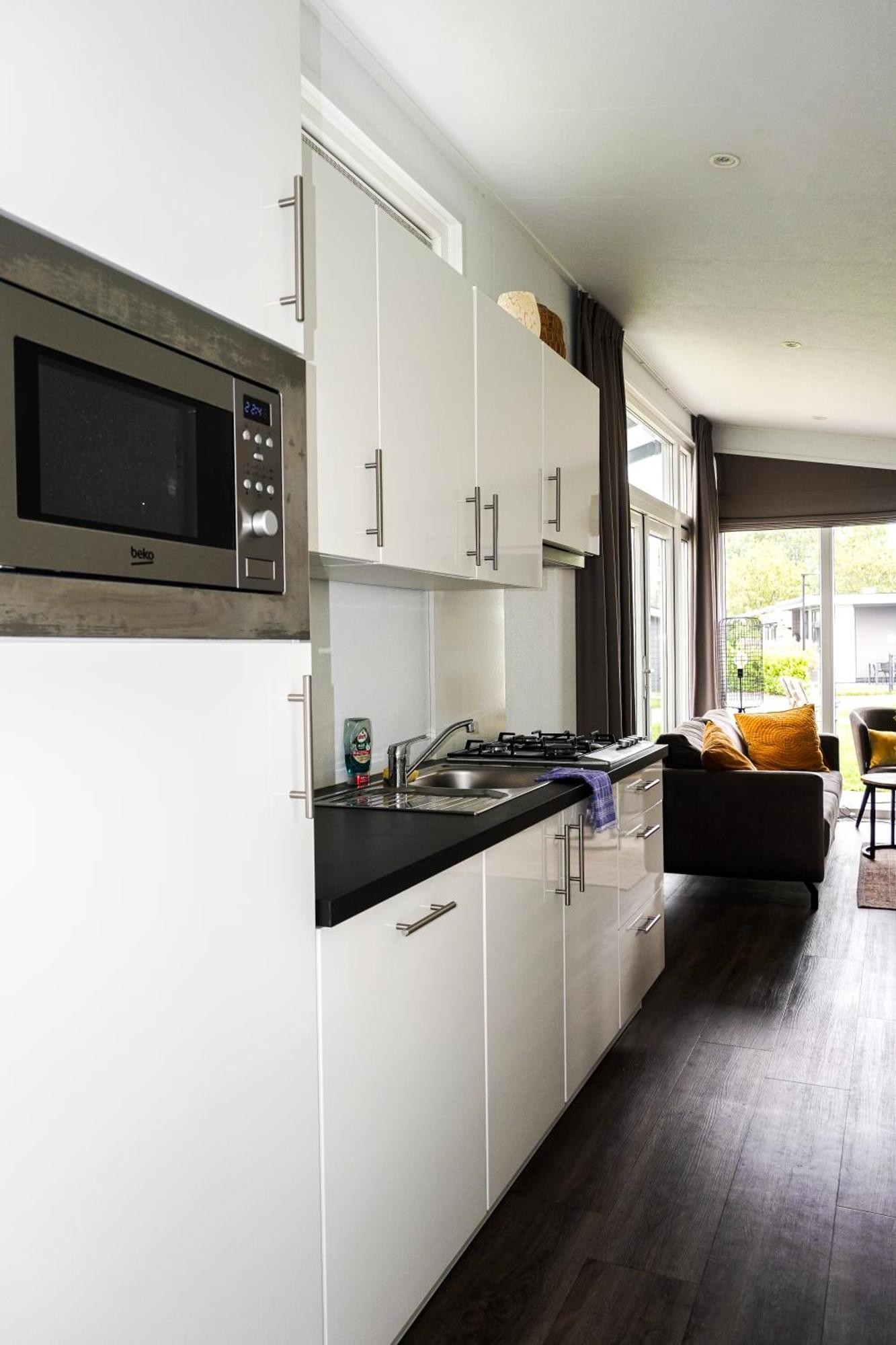 Vakantiehuis Met Vijverzicht Lathum Buitenkant foto