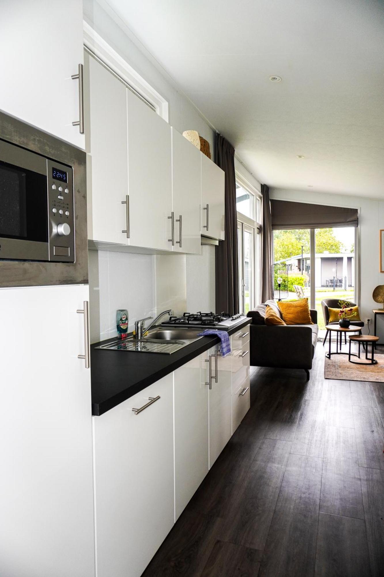 Vakantiehuis Met Vijverzicht Lathum Buitenkant foto